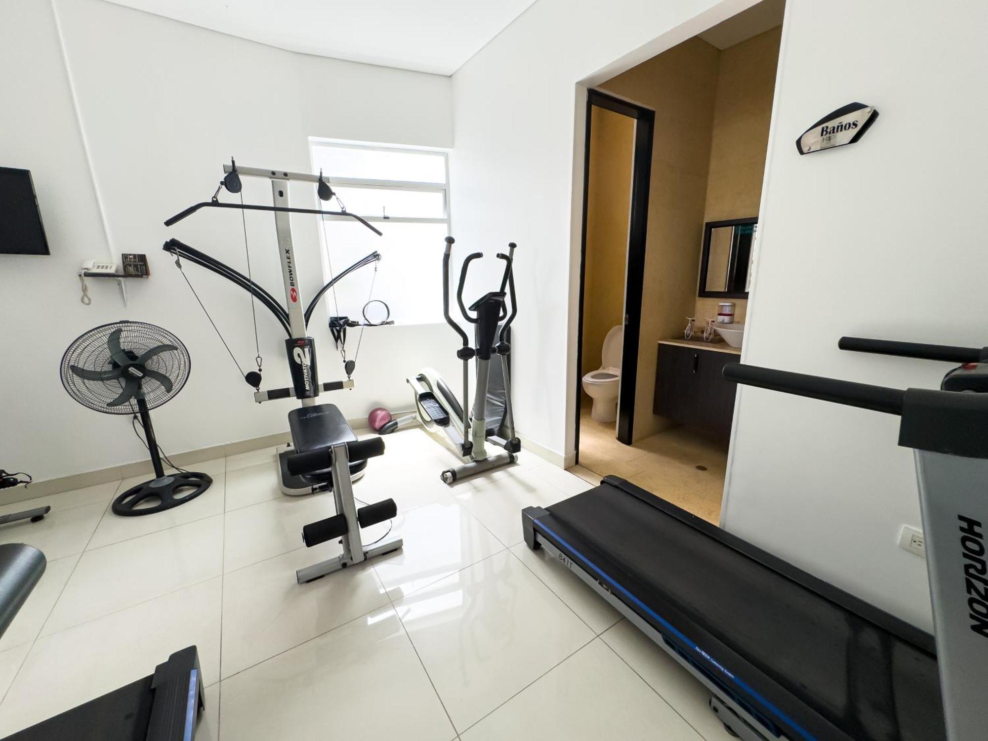 Hotel Bolivariana Plaza Medellín Zewnętrze zdjęcie