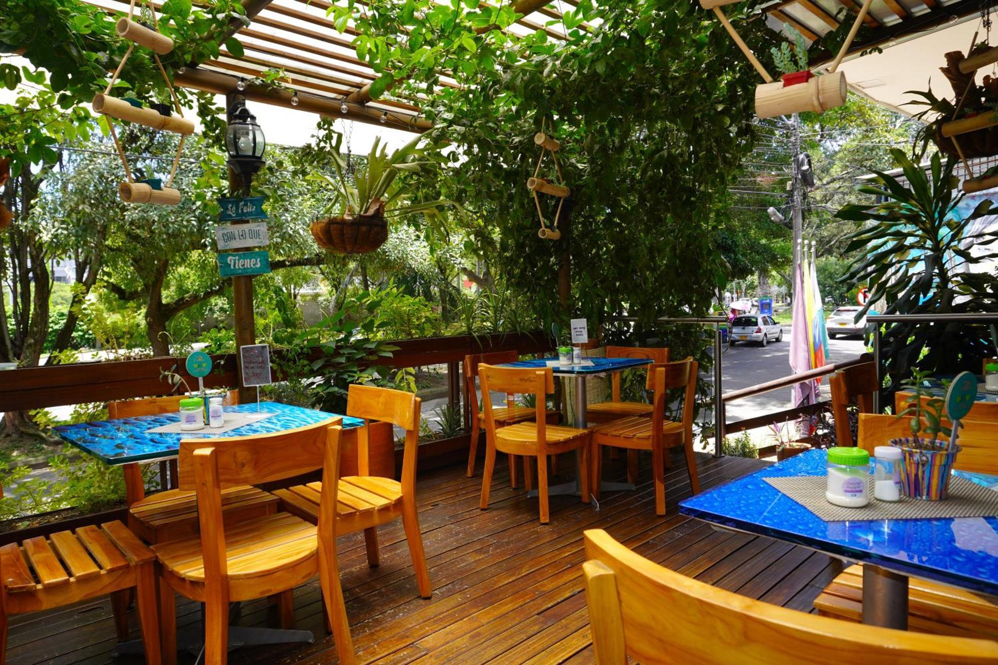 Hotel Bolivariana Plaza Medellín Zewnętrze zdjęcie